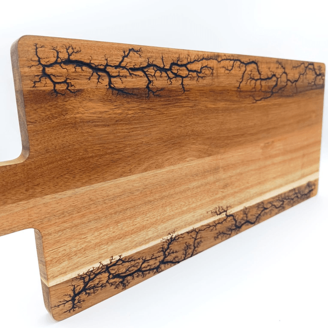 Planche de présentation sur pied en acacia 